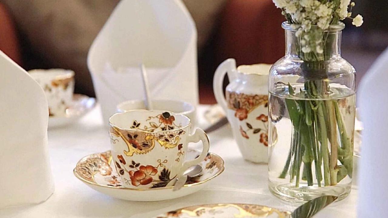 The Abbeyleix Manor Hotel エクステリア 写真