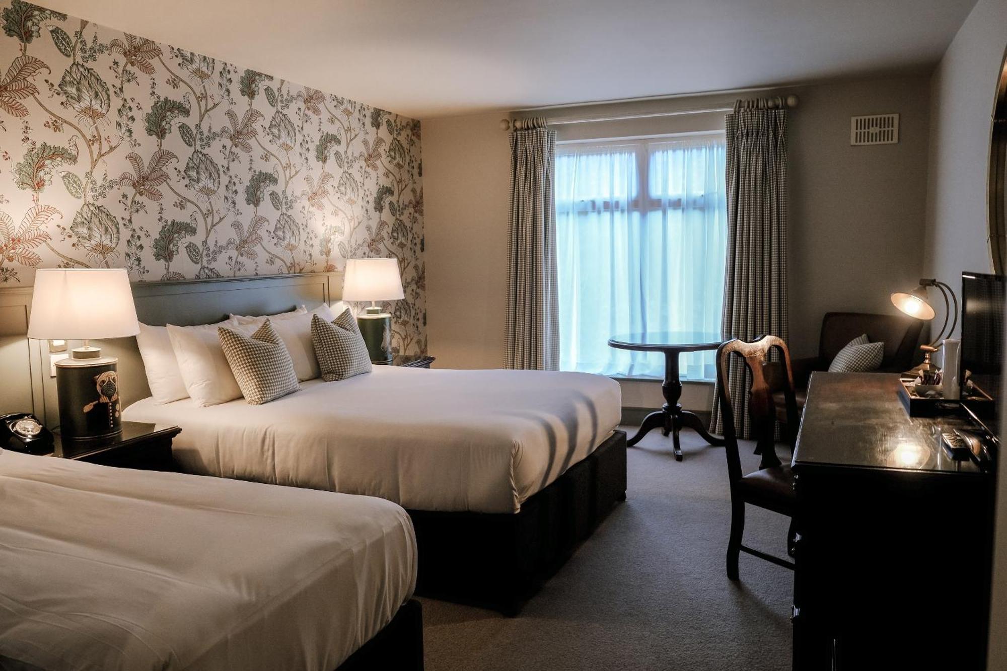 The Abbeyleix Manor Hotel エクステリア 写真